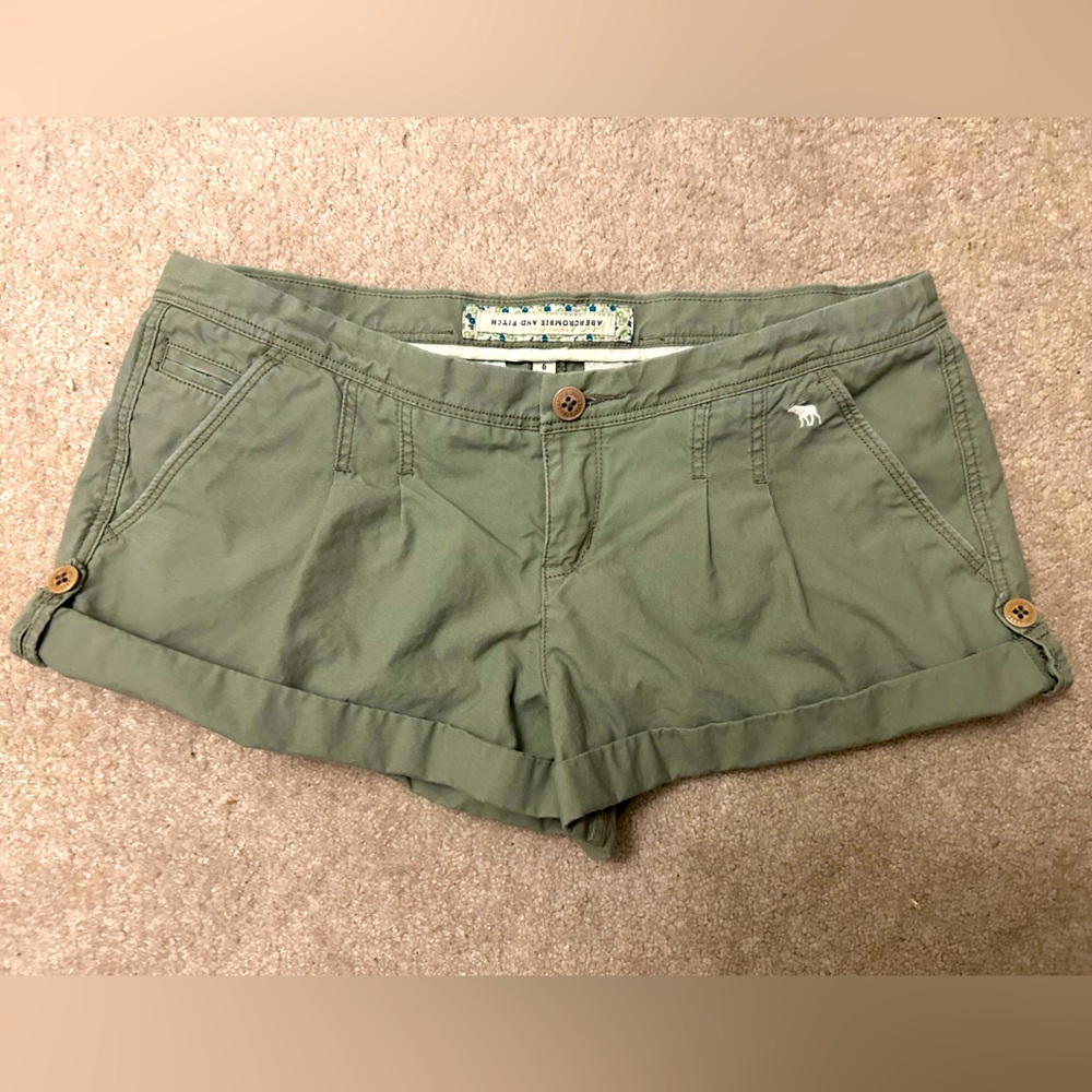 A&F size 6 short shorts